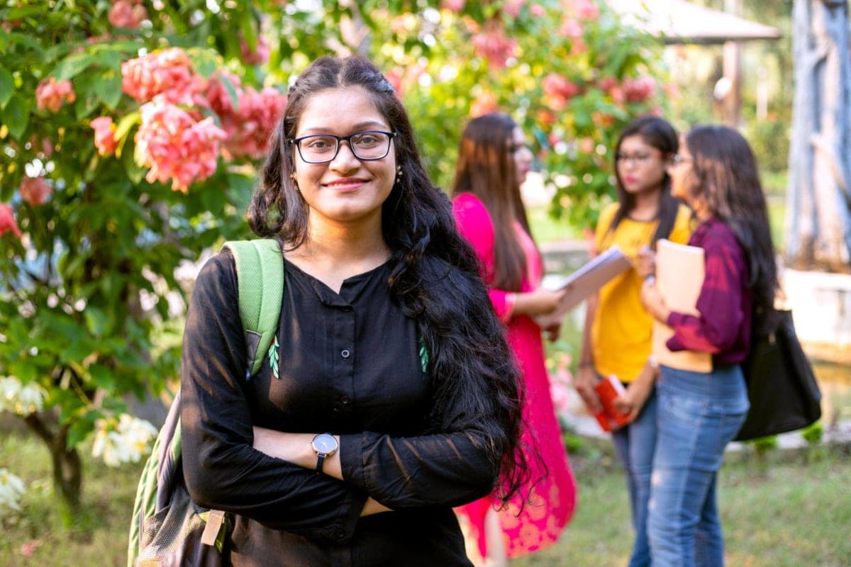 How to Improve Self-Confidence in India (Step-by-Step Guide)