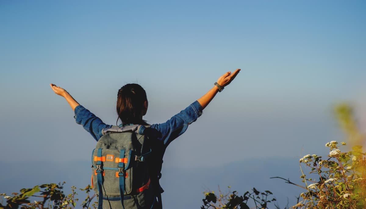 How to Stay Mentally Positive in India (Healthy Habits for a Better Mindset)